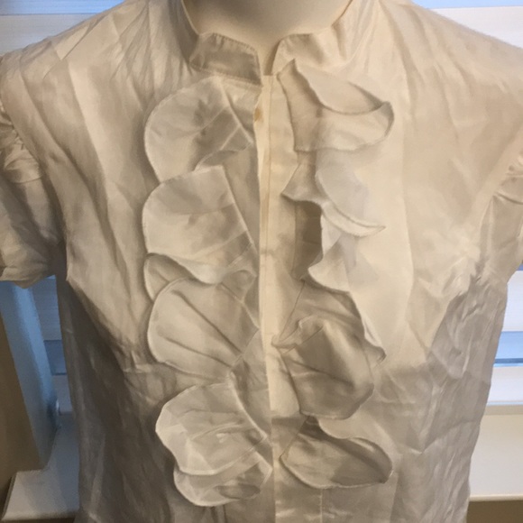 Kenar white button up NWT top size medium - Picture 3 of 5